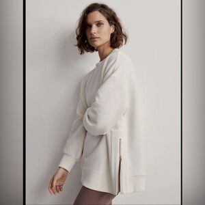 VARLEY - Mae Boyfriend Oversized Sweatshirt in Egret womens sz xs NWT